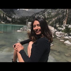 Meet your Posher, Andrea